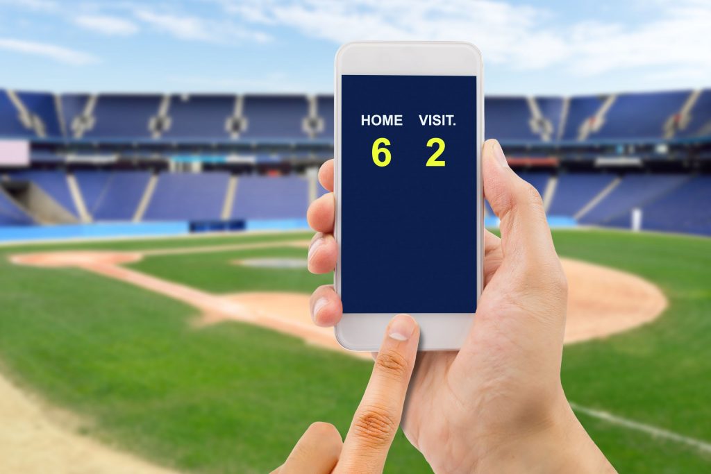 Live Betting in Baseball Capitalizing on Real-Time Opportunities